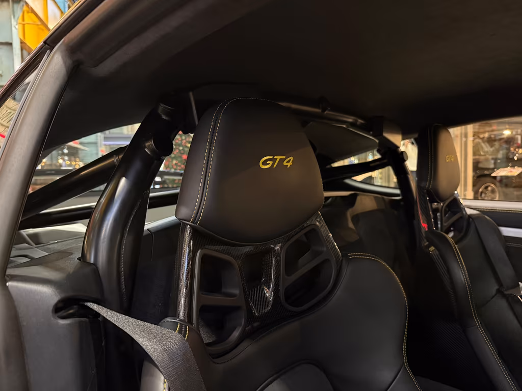 Porsche Cayman