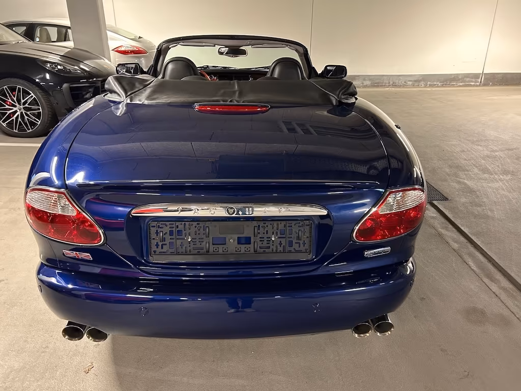 Jaguar XK