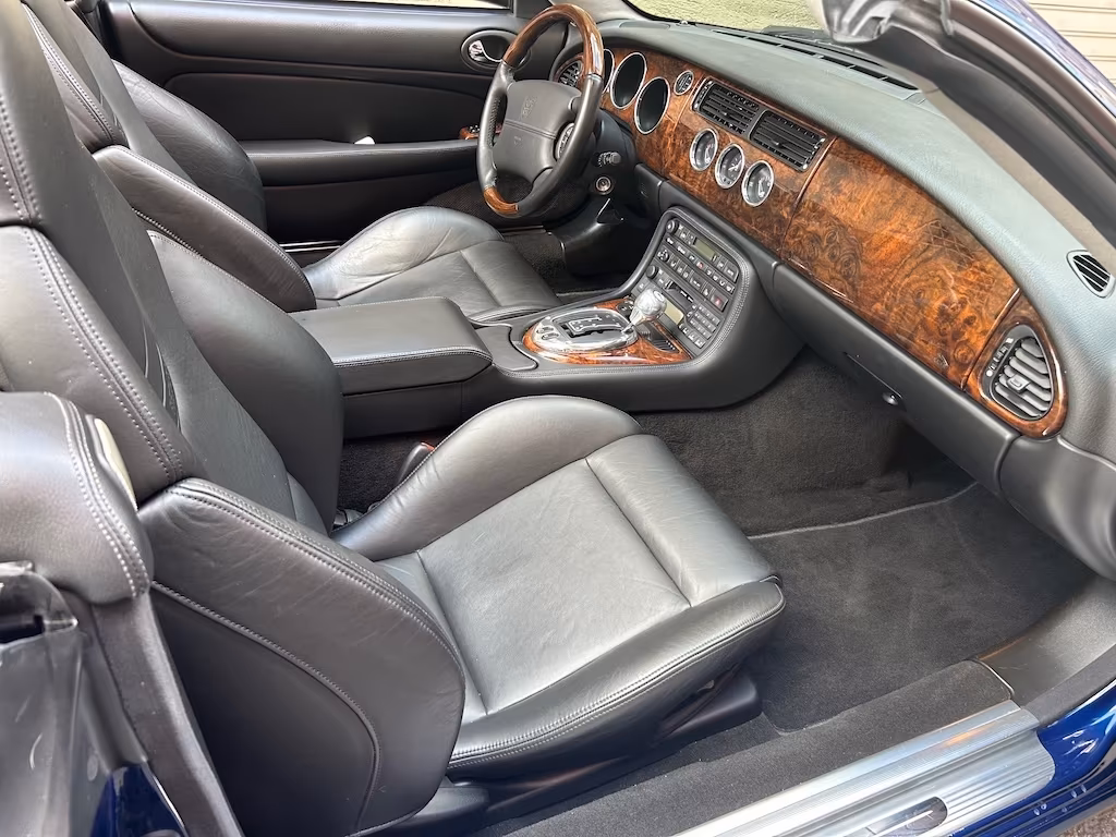 Jaguar XK