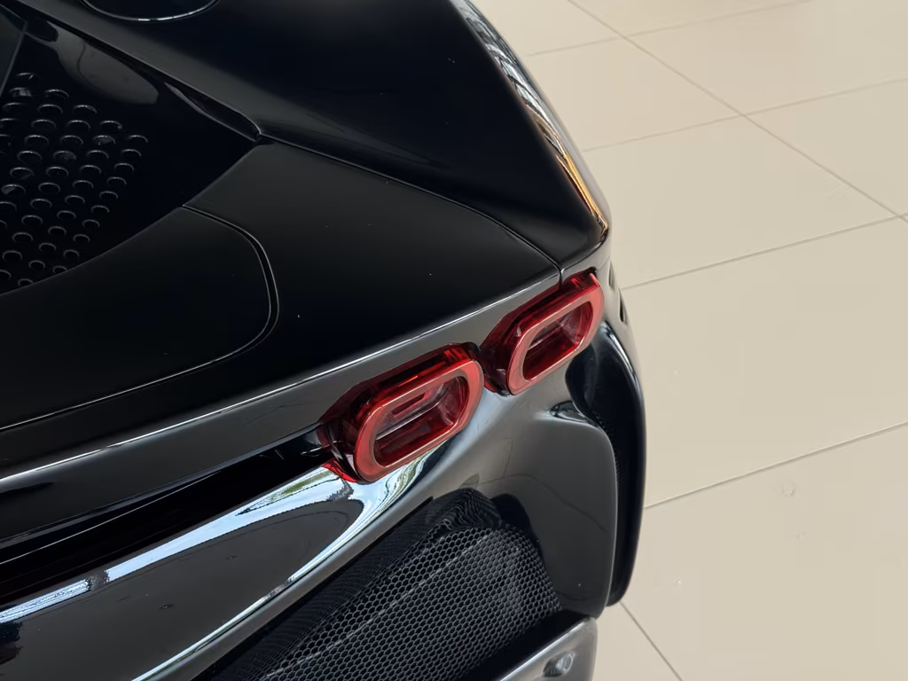 Ferrari SF90