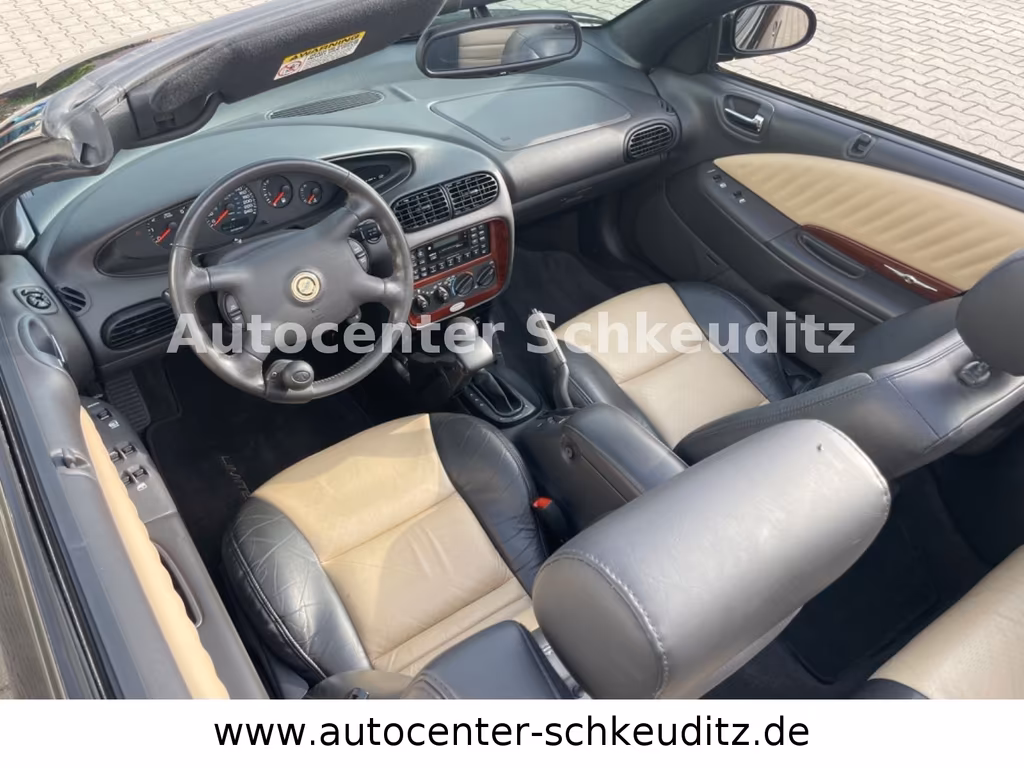 Chrysler Stratus