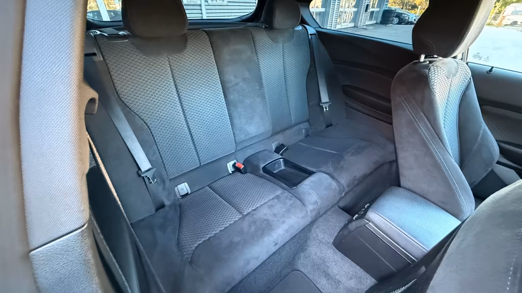 BMW M140i