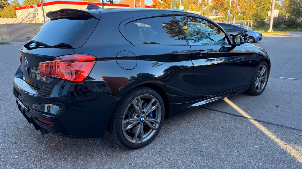 BMW M140i