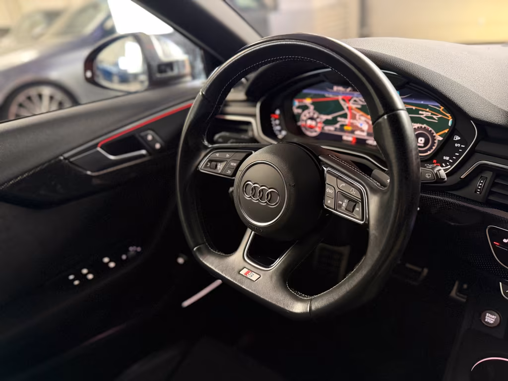 Audi S4