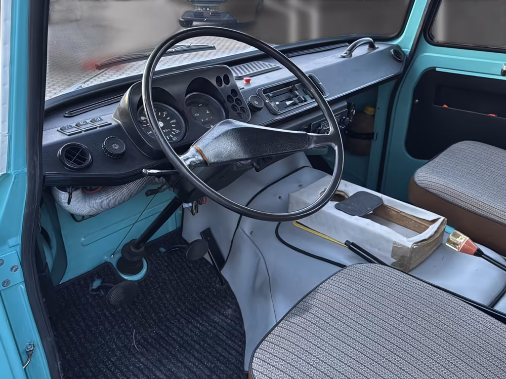 Barkas B1000