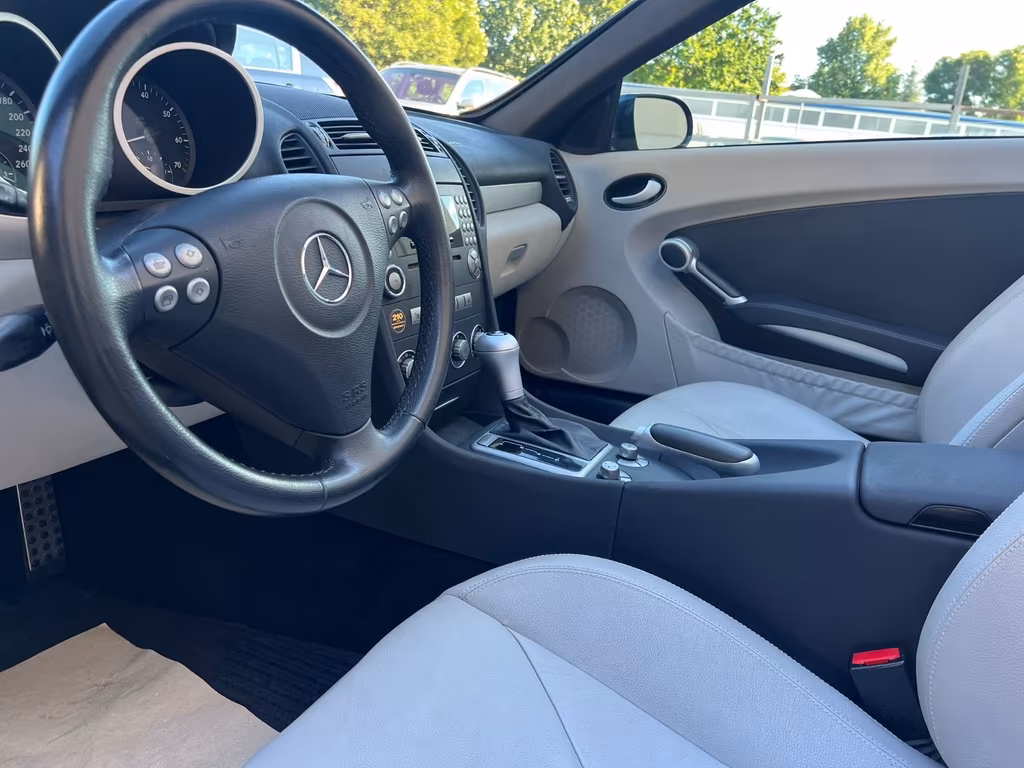 Mercedes-Benz SLK 280