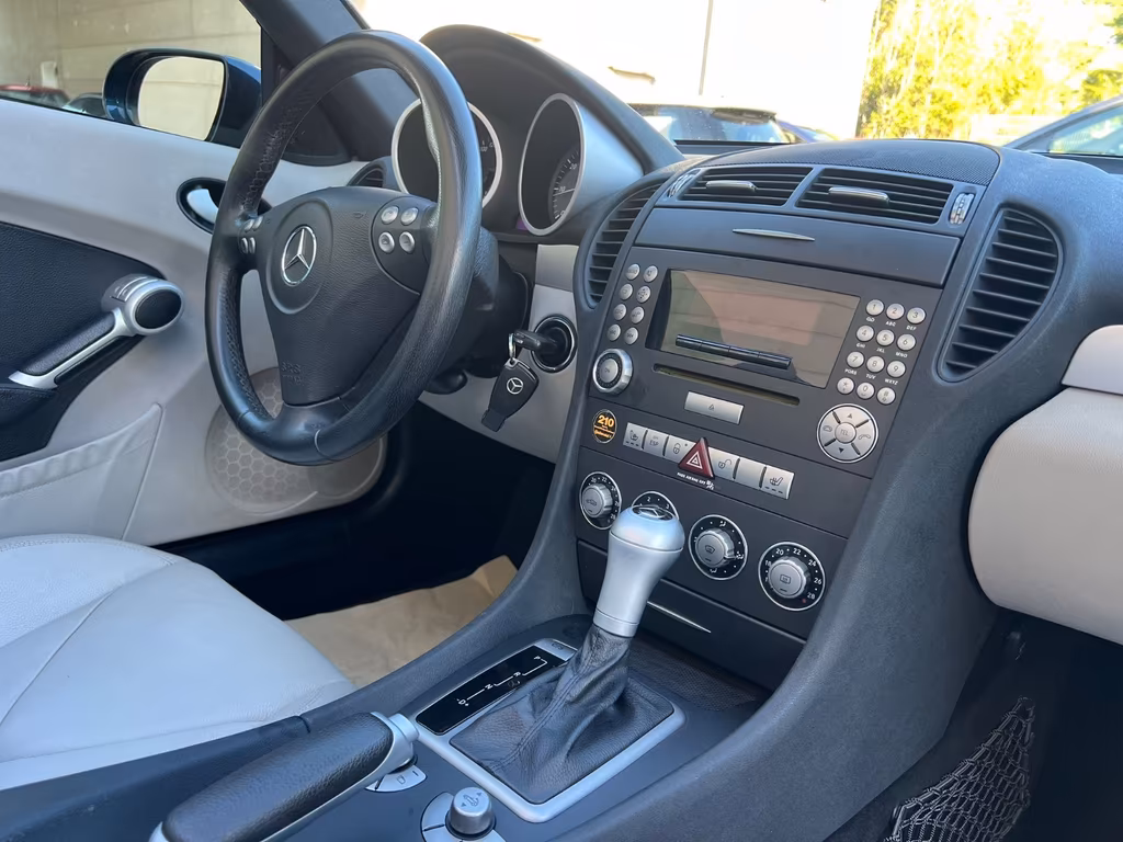 Mercedes-Benz SLK 280