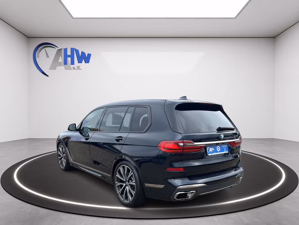 BMW X7 M50
