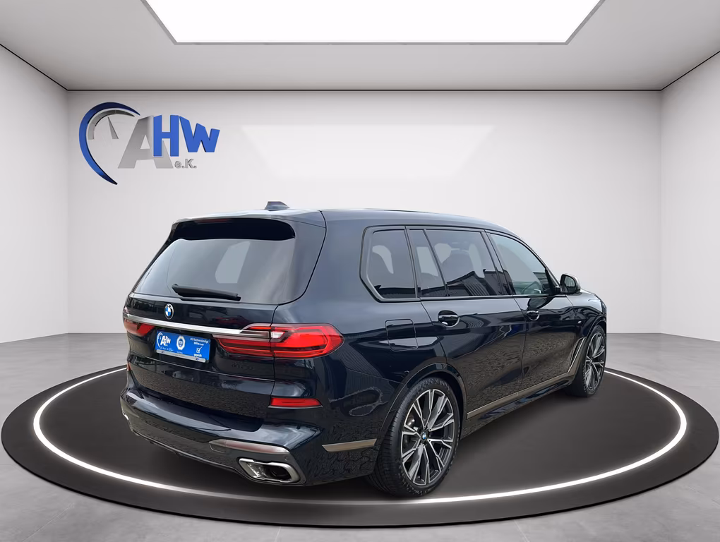 BMW X7 M50