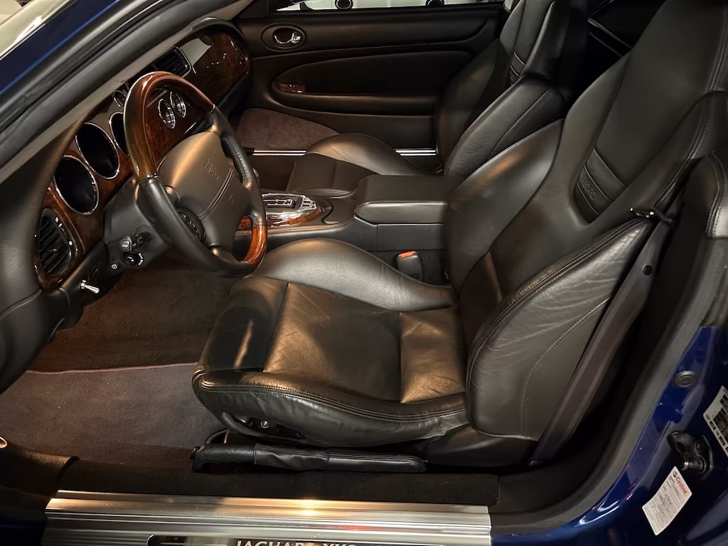 Jaguar XK8