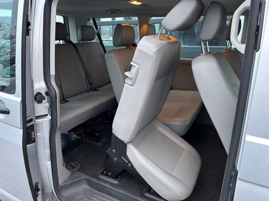 Volkswagen T5 Caravelle