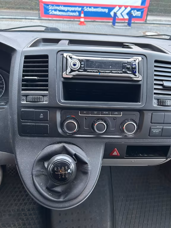 Volkswagen T5 Caravelle
