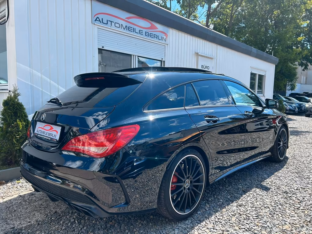 Mercedes-Benz CLA 45 AMG Shooting Brake
