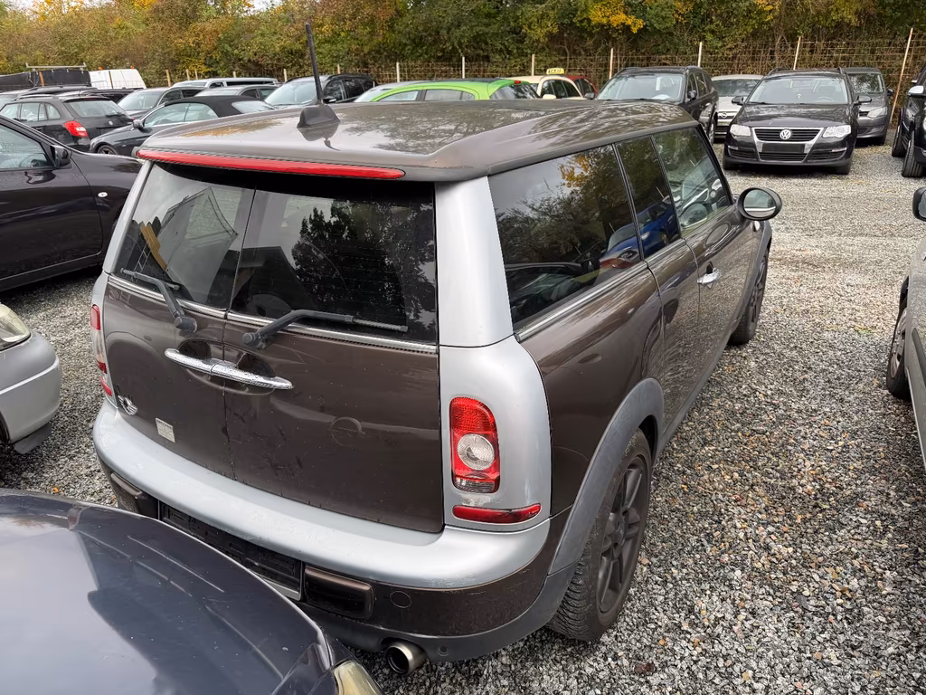 MINI Cooper Clubman