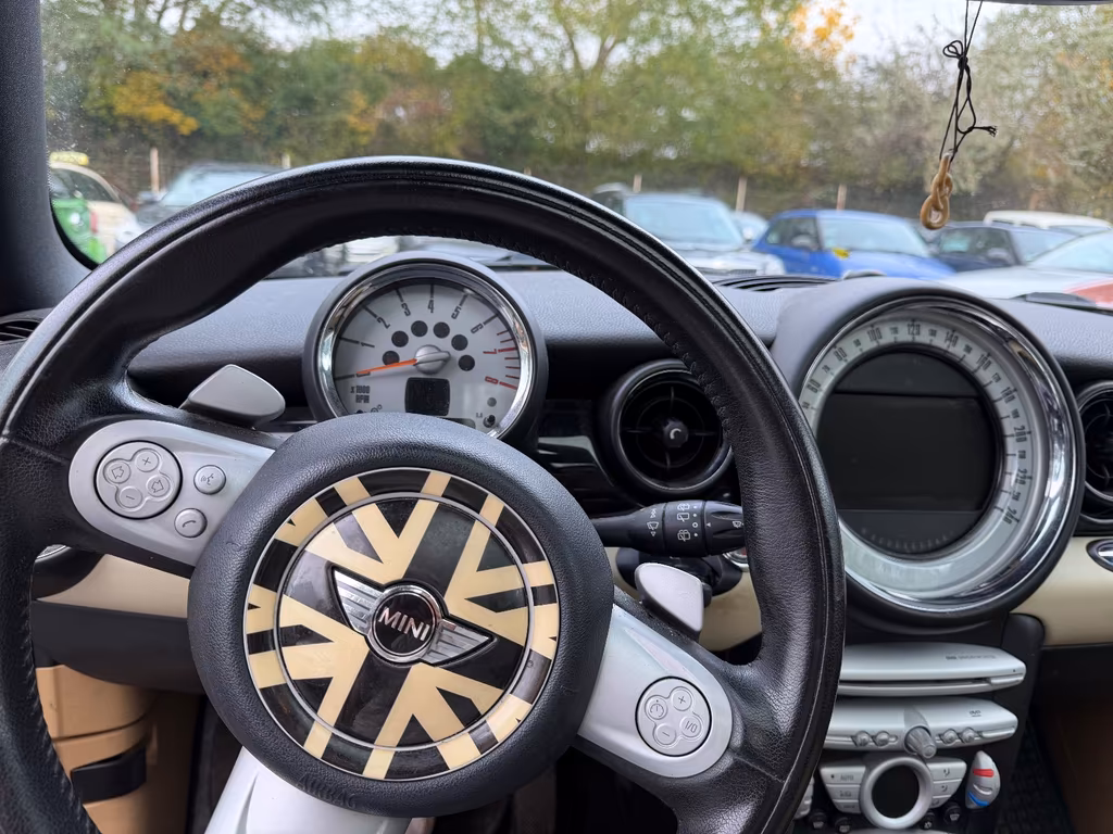 MINI Cooper Clubman