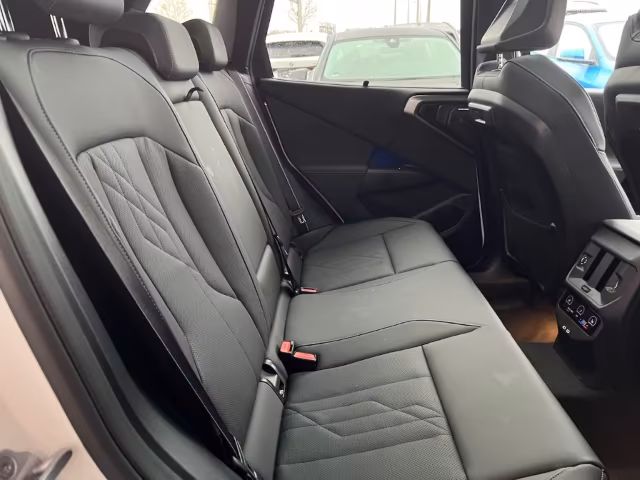 BMW X3 M50