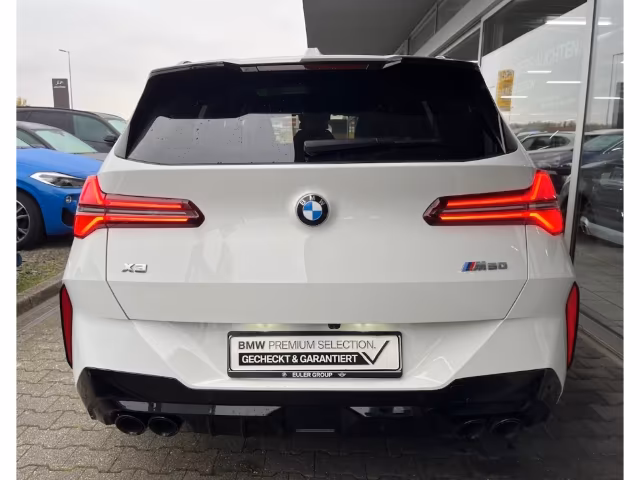 BMW X3 M50