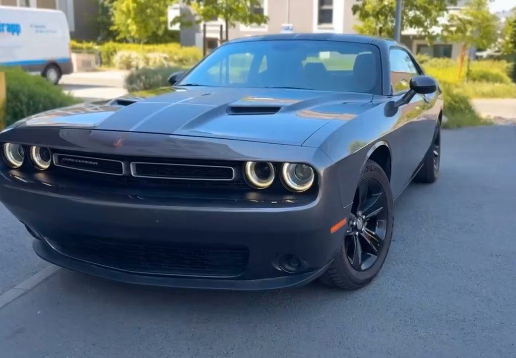 Dodge Challenger