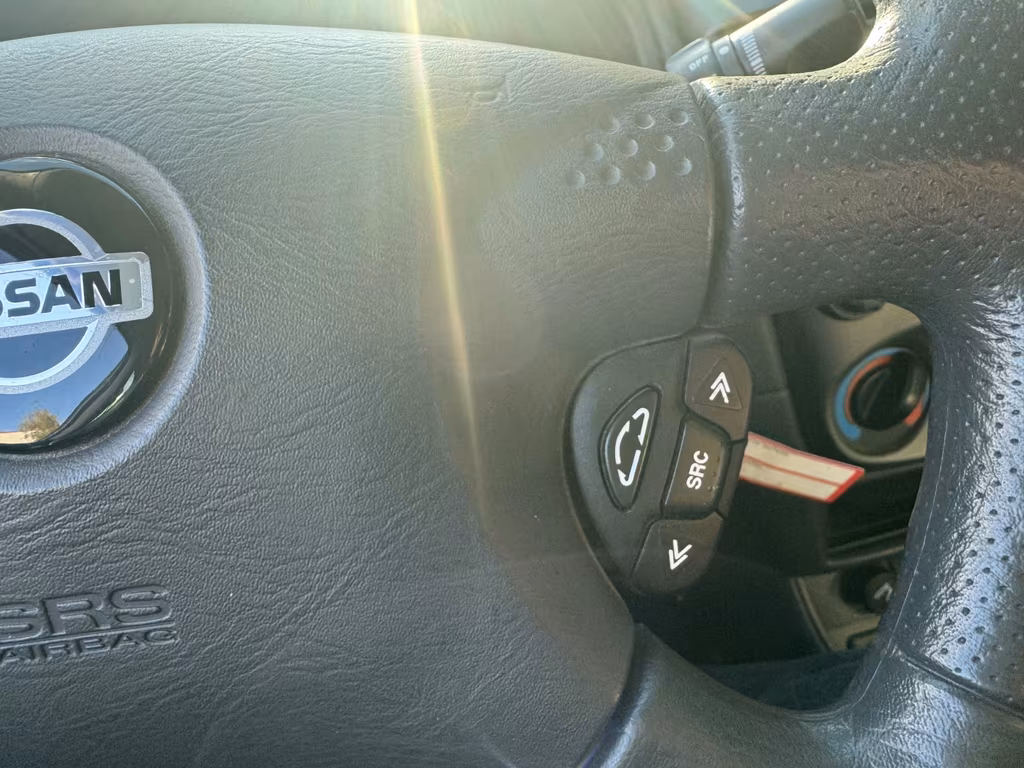 Nissan Almera
