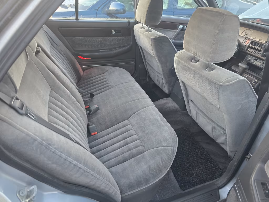Mazda 929