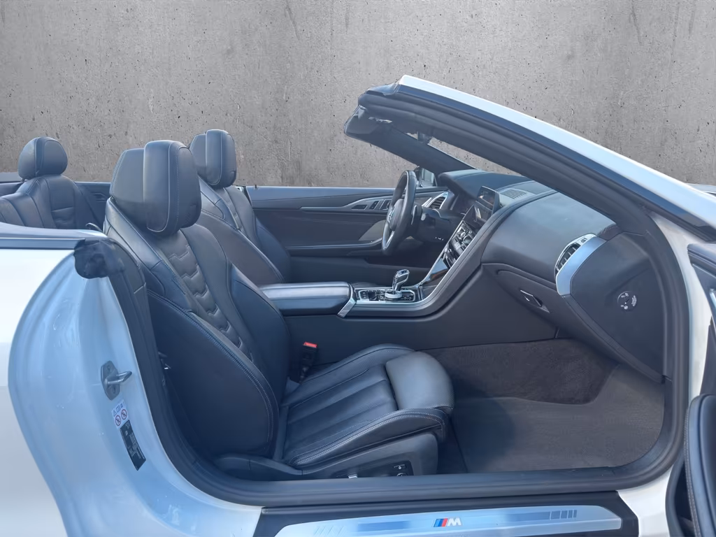 BMW 840
