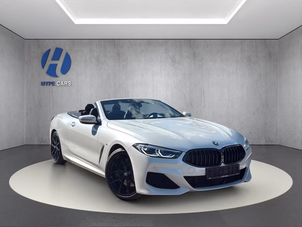 BMW 840