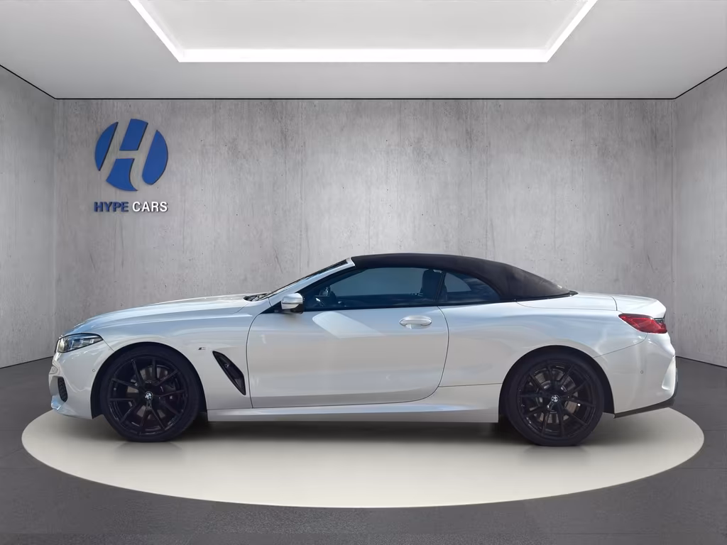 BMW 840