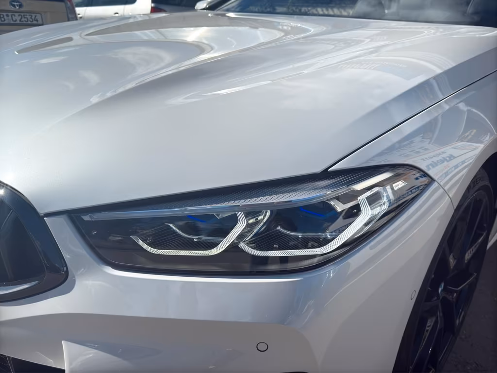 BMW 840