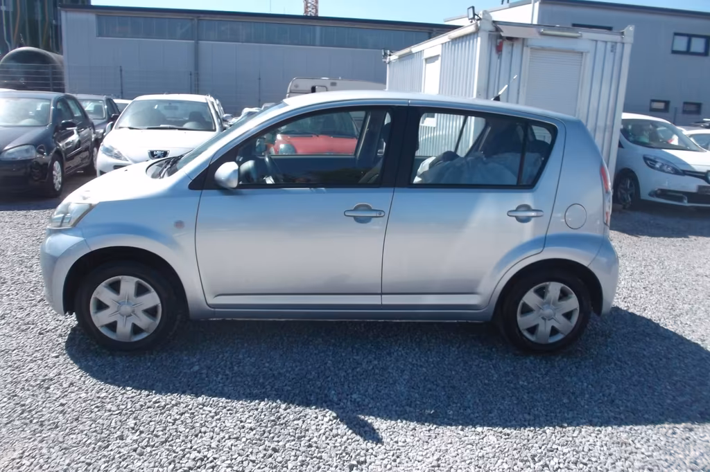 Daihatsu Sirion