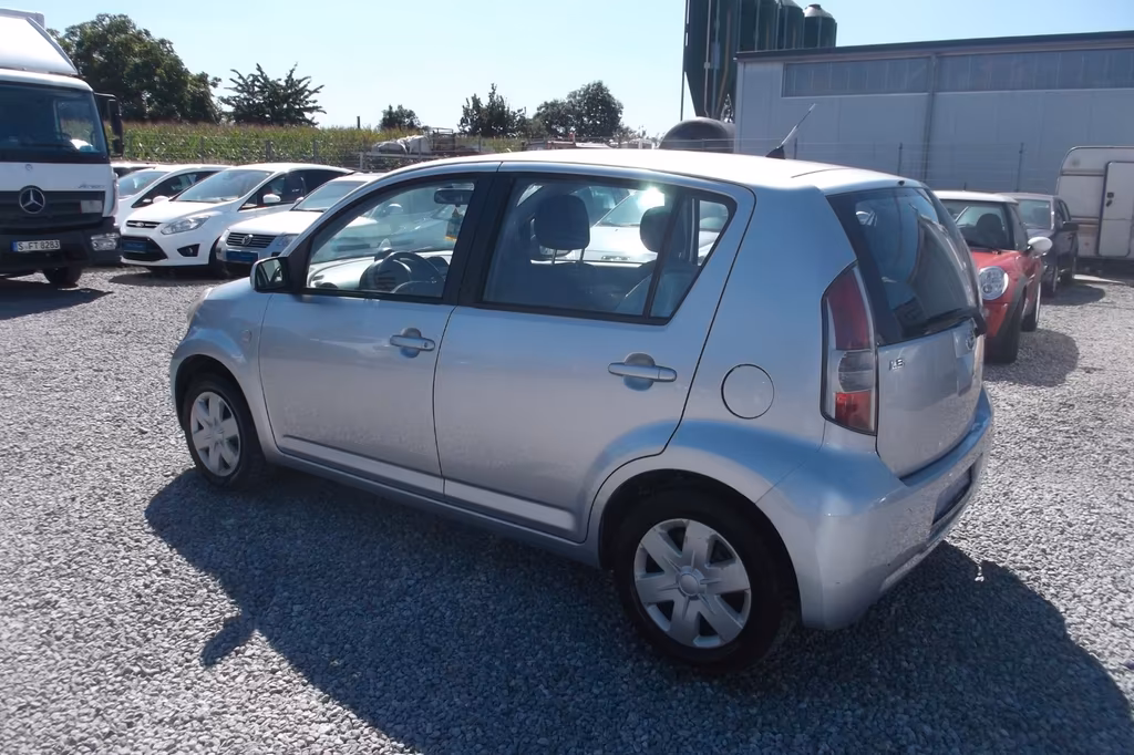 Daihatsu Sirion