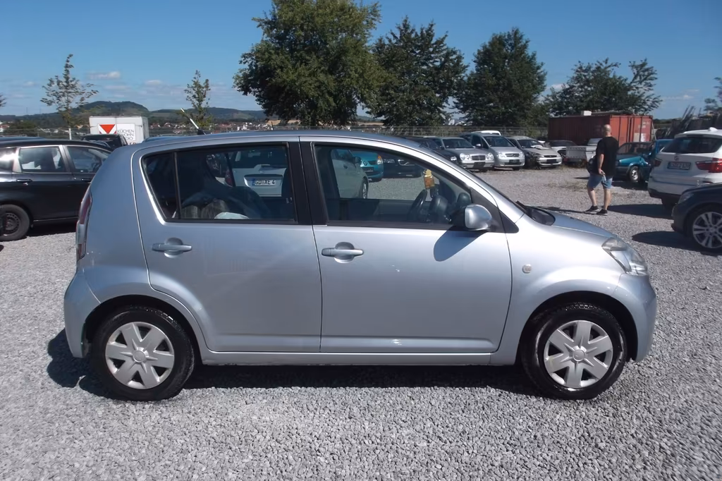 Daihatsu Sirion