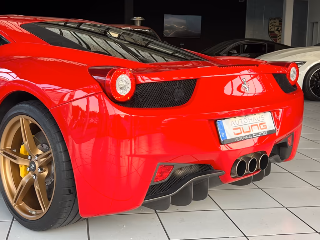 Ferrari 458