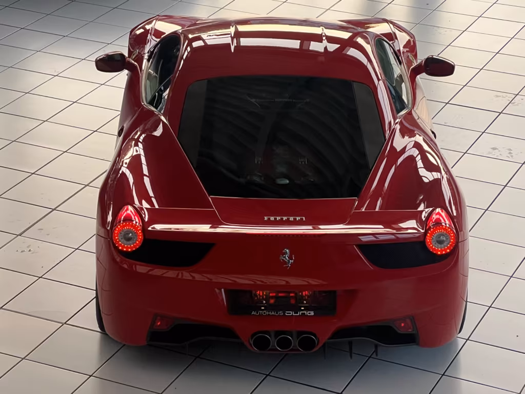 Ferrari 458