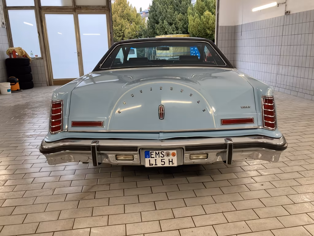Lincoln Continental