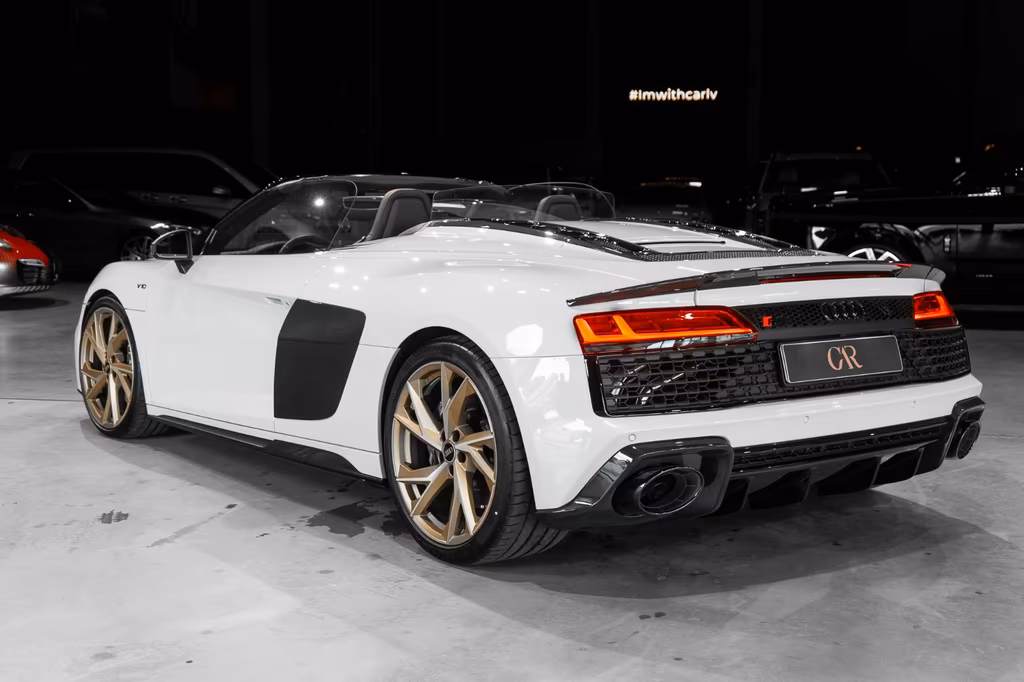 Audi R8