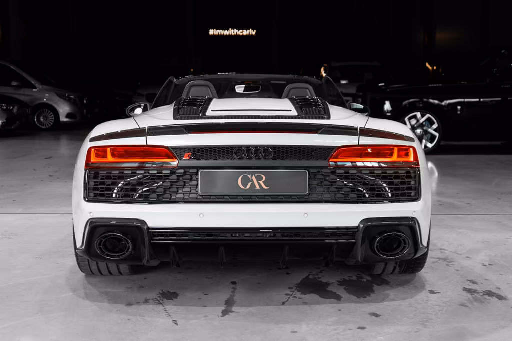 Audi R8