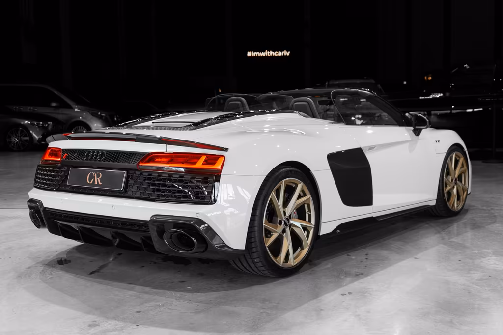 Audi R8