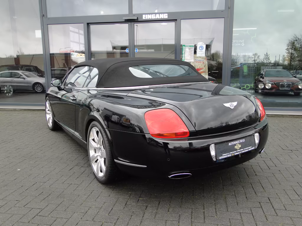 Bentley Continental GTC
