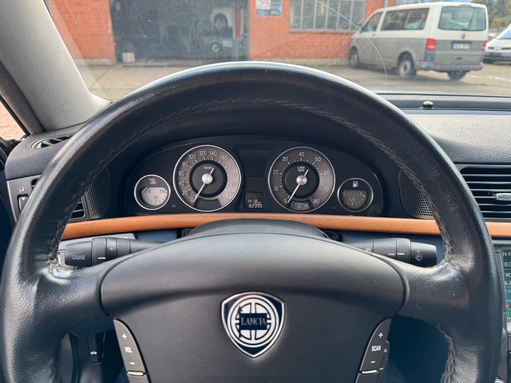 Lancia Thesis