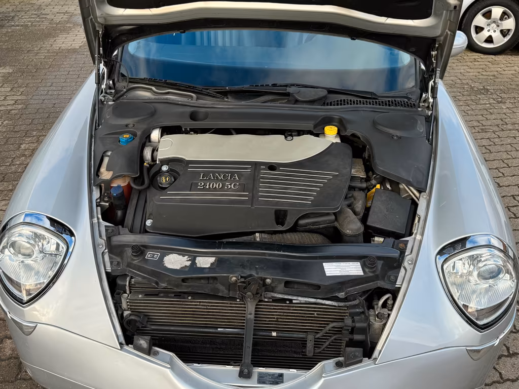 Lancia Thesis