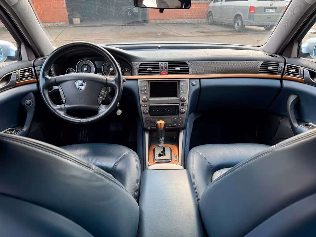 Lancia Thesis