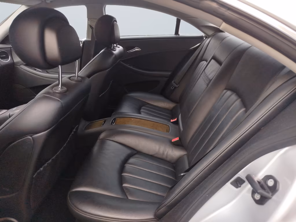 Mercedes-Benz CLS 320