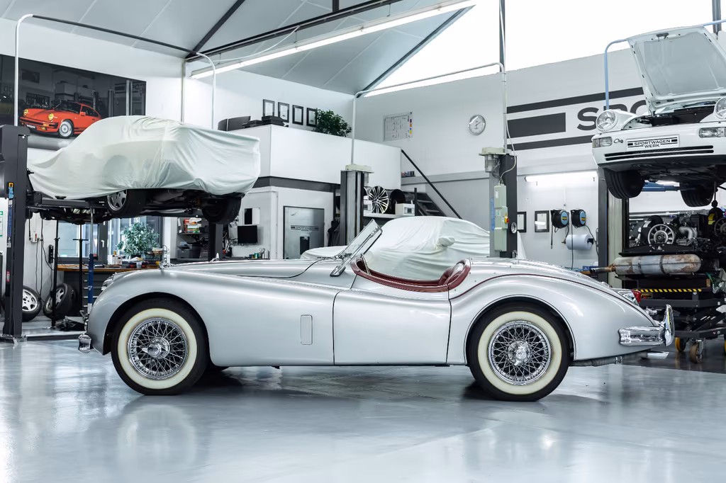 Jaguar XK