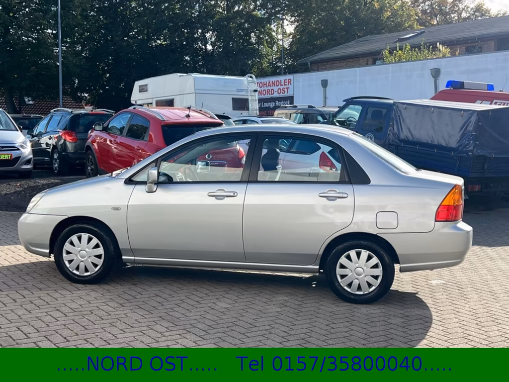 Suzuki Liana