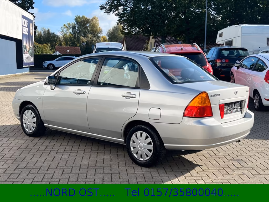 Suzuki Liana