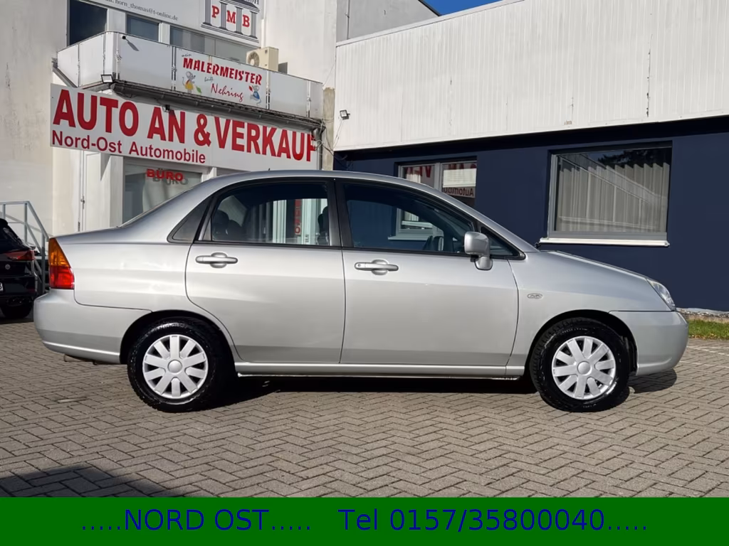 Suzuki Liana