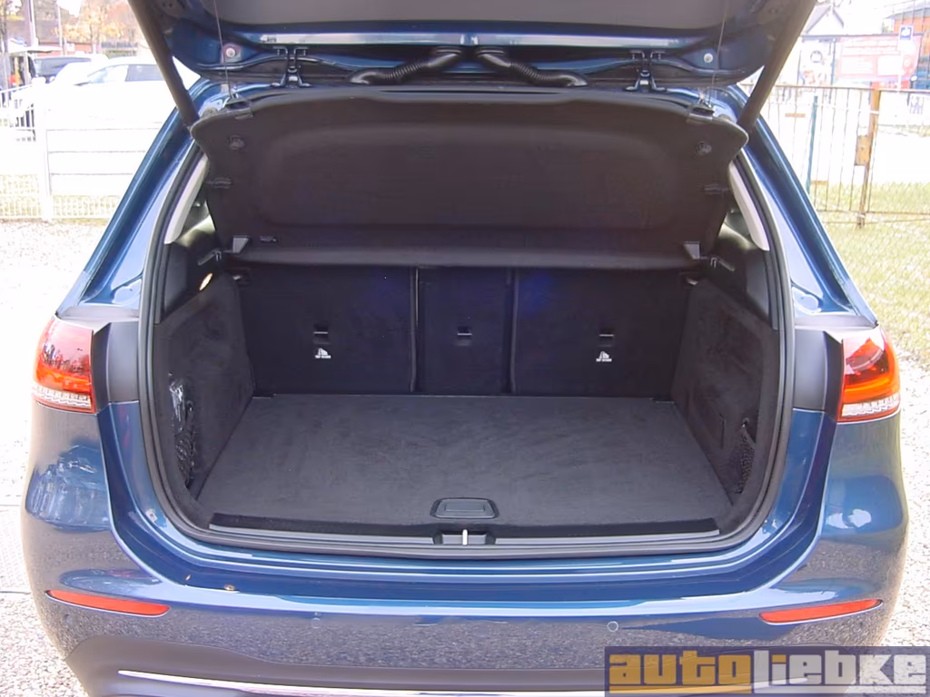 Mercedes-Benz B 220
