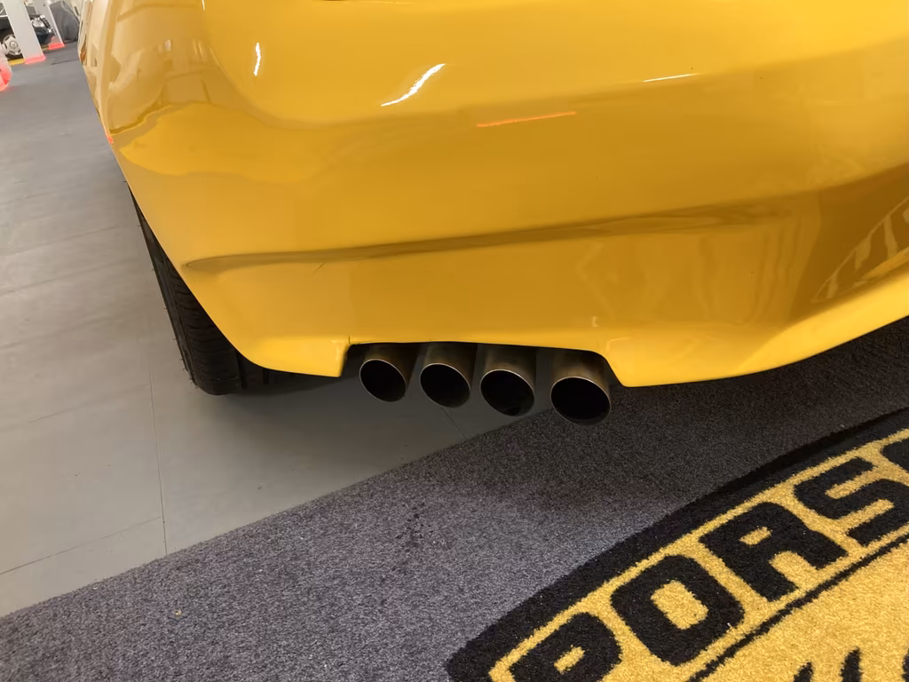 Porsche 928