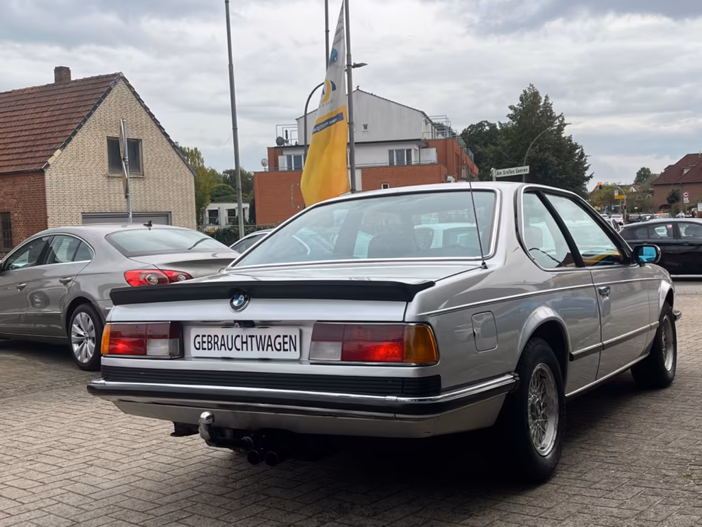 BMW 635