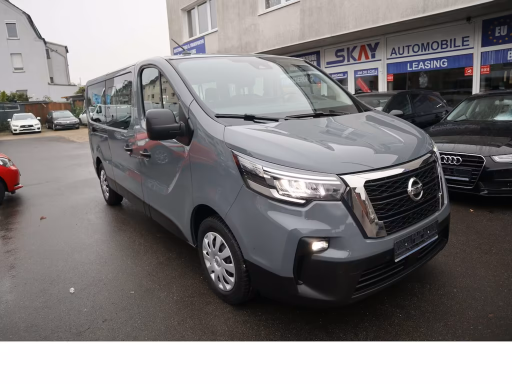 Nissan NV300